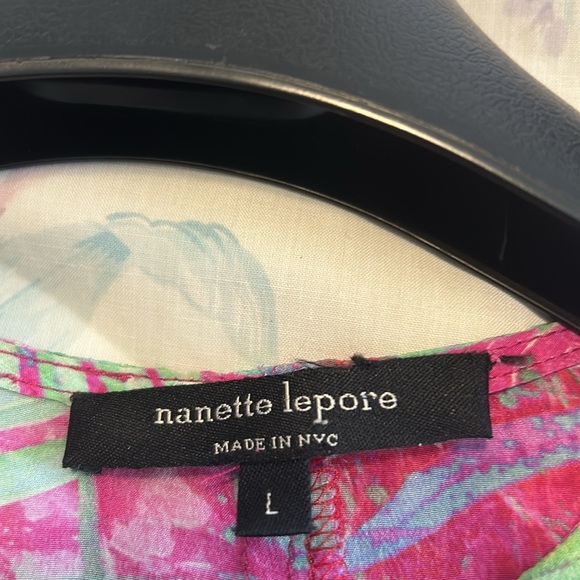 Nanette Lepore Silk floral print flirty ruffles blouse size L - Picture 5 of 7